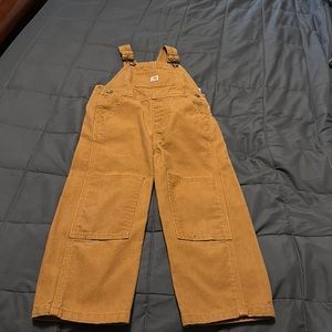 Boy’s Carhart overalls. Excellent condition. Size 3T